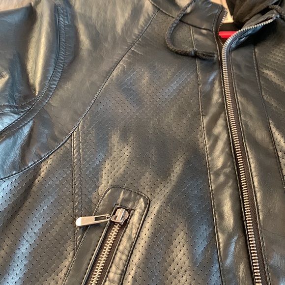 WOMEN faux leather hooded jacket - Picture 2 of 7